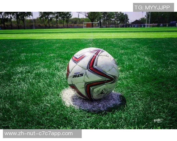 足球纹身图案的魅力与意义探索让你的热爱在肌肤上绽放光彩